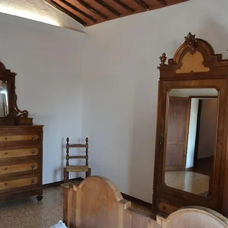 Toscano * مونتيريجيوني