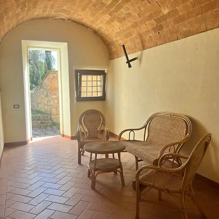 Toscano شقة